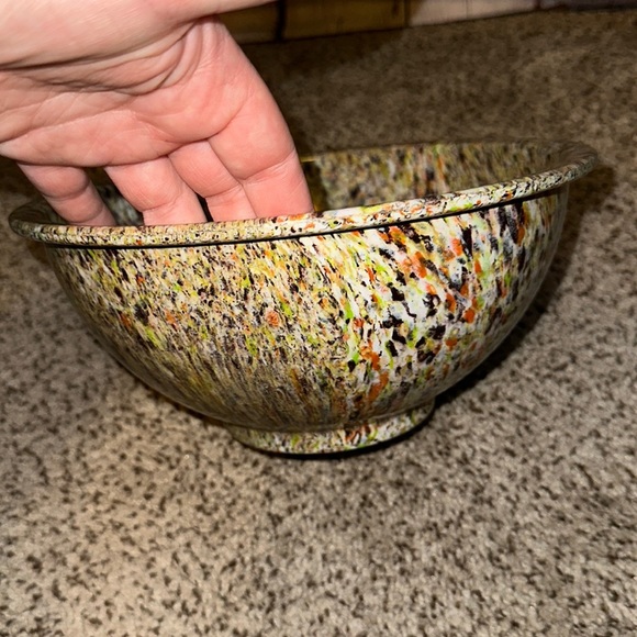 Vintage Other - Vintage confetti Melmac 118 mixing bowl